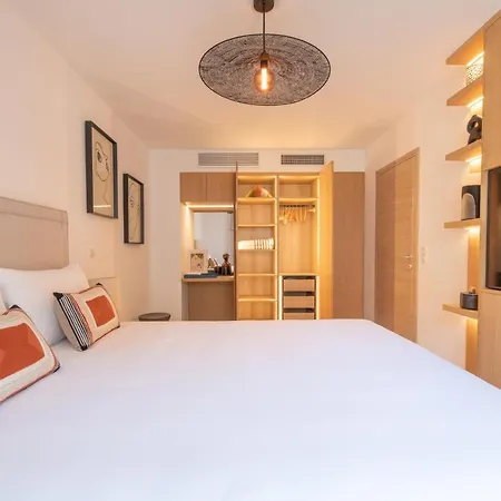 Oscar, De Standing Apartment *